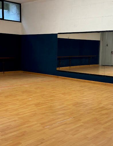 School Of Art - Mezzane Di Sotto